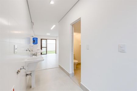 Casa à venda com 4 quartos, 431m² em Jardim Prudência, São Paulo