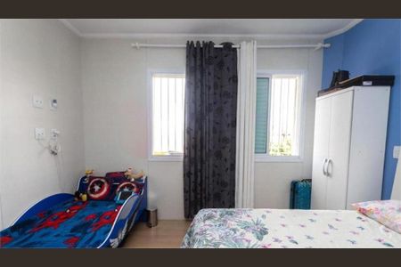 Casa à venda com 223m², 4 quartos e 4 vagas