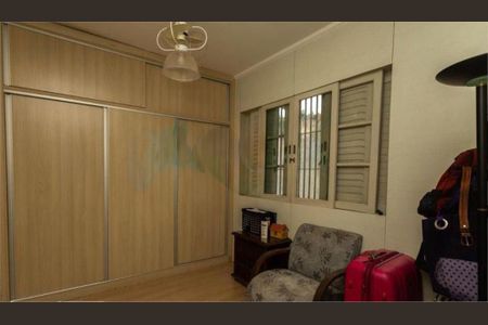 Casa à venda com 223m², 4 quartos e 4 vagas