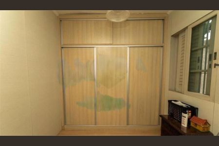 Casa à venda com 223m², 4 quartos e 4 vagas