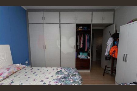 Casa à venda com 223m², 4 quartos e 4 vagas