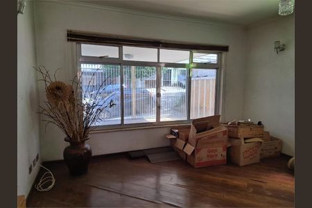 Casa à venda com 187m², 3 quartos e 2 vagas