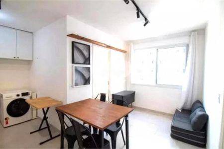Apartamento à venda com 2 quartos, 34m² em Santo Amaro, São Paulo
