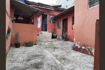 Casa à venda com 3 quartos, 240m² em Utinga, Santo André