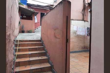 Casa à venda com 3 quartos, 240m² em Utinga, Santo André