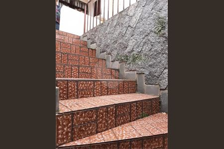 Casa à venda com 3 quartos, 240m² em Utinga, Santo André