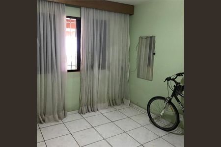 Casa à venda com 3 quartos, 113m² em Jardim Tremembe, São Paulo