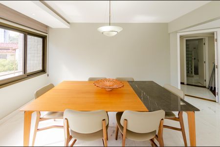 Apartamento à venda com 360m², 4 quartos e 2 vagasSala de Jantar