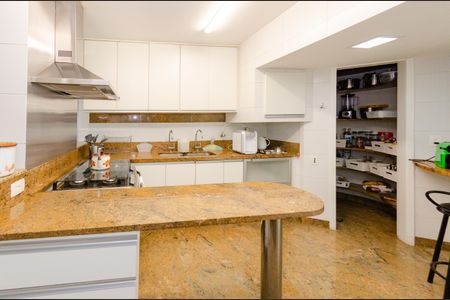 Apartamento à venda com 360m², 4 quartos e 2 vagasCozinha