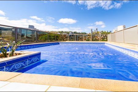 Apartamento à venda com 360m², 4 quartos e 2 vagasPiscina