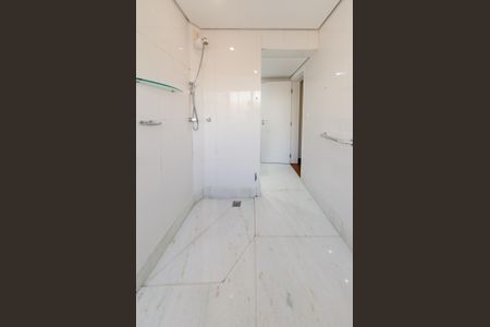 Apartamento à venda com 360m², 4 quartos e 2 vagasBanheiro da Suíte 2