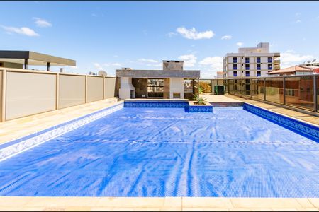 Apartamento à venda com 360m², 4 quartos e 2 vagasPiscina