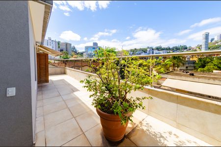 Apartamento à venda com 360m², 4 quartos e 2 vagasVaranda gourmet