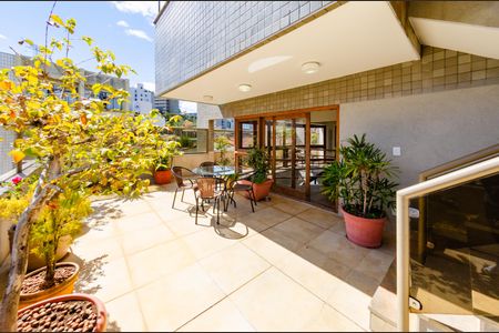 Apartamento à venda com 360m², 4 quartos e 2 vagasVaranda gourmet