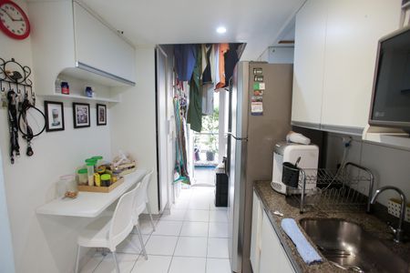 Apartamento à venda com 109m², 3 quartos e 2 vagasCozinha