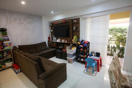 Sala de apartamento para alugar com 3 quartos, 109m² em Taquara, Rio de Janeiro