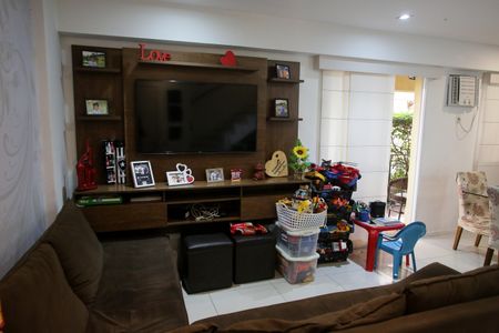 Sala de apartamento para alugar com 3 quartos, 109m² em Taquara, Rio de Janeiro