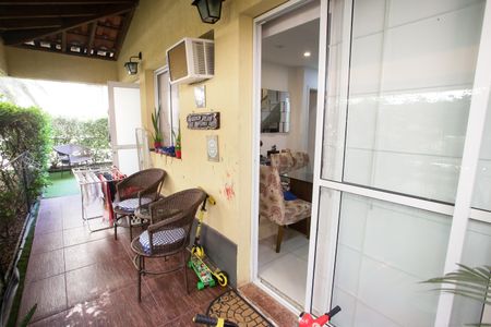 Varanda de apartamento para alugar com 3 quartos, 109m² em Taquara, Rio de Janeiro