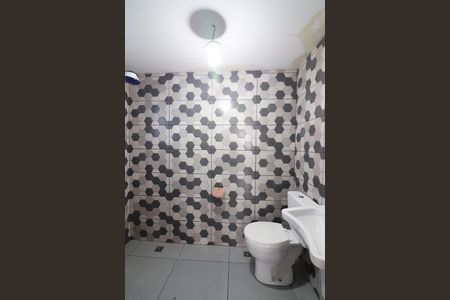Casa à venda com 94m², 2 quartos e 1 vagaBanheiro Social