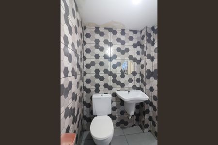 Casa à venda com 94m², 2 quartos e 1 vagaBanheiro Social