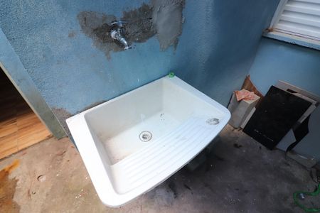 Casa à venda com 94m², 2 quartos e 1 vagaÁrea de Serviço