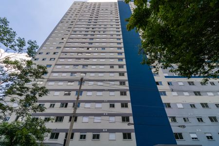 Apartamento à venda com 27m², 1 quarto e sem vaga Apartamento à venda com 27m², 1 quarto e sem vagaFachada