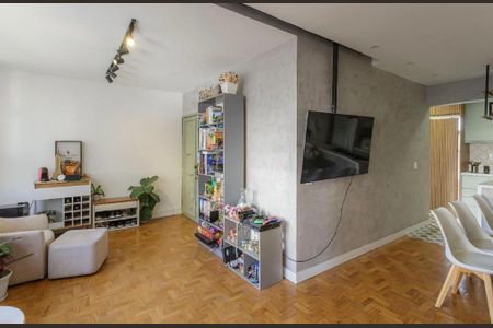 Apartamento à venda com 105m², 3 quartos e 1 vagaFoto 03