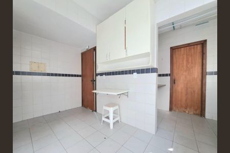 Apartamento à venda com 95m², 3 quartos e 2 vagasCozinha e Área de Serviço