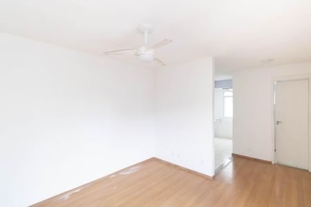 Apartamento para alugar com 42m², 2 quartos e 1 vaga Apartamento para alugar com 42m², 2 quartos e 1 vagaSala