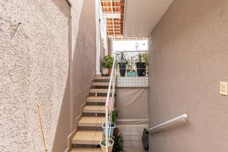 Casa à venda com 300m², 3 quartos e 2 vagas Casa à venda com 300m², 3 quartos e 2 vagasCorredor