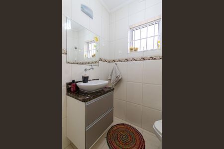 Casa à venda com 300m², 3 quartos e 2 vagas Casa à venda com 300m², 3 quartos e 2 vagasLavabo