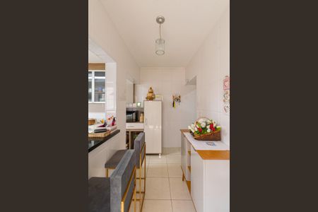 Casa à venda com 300m², 3 quartos e 2 vagas Casa à venda com 300m², 3 quartos e 2 vagasCozinha