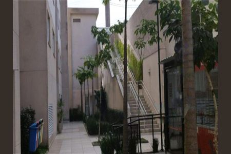 Apartamento à venda com 2 quartos, 32m² em Vila Carmosina, São Paulo