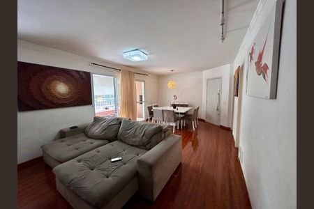 Apartamento à venda com 128m², 3 quartos e 3 vagas Apartamento à venda com 128m², 3 quartos e 3 vagasSala