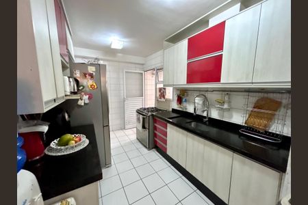 Apartamento à venda com 128m², 3 quartos e 3 vagas Apartamento à venda com 128m², 3 quartos e 3 vagasCozinha