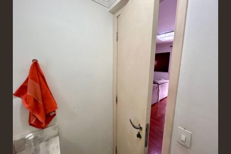 Apartamento à venda com 128m², 3 quartos e 3 vagas Apartamento à venda com 128m², 3 quartos e 3 vagasLavabo