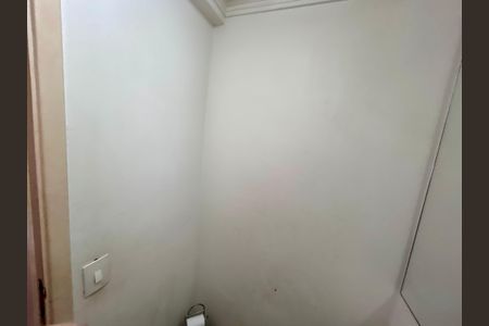 Apartamento à venda com 128m², 3 quartos e 3 vagas Apartamento à venda com 128m², 3 quartos e 3 vagasLavabo