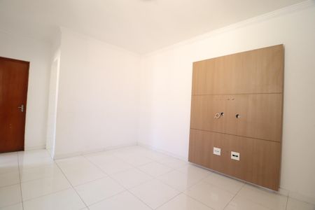 Sala de apartamento para alugar com 2 quartos, 57m² em Jaraguá, Uberlândia