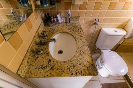 Casa à venda com 120m², 2 quartos e 1 vaga Casa à venda com 120m², 2 quartos e 1 vagaBanheiro da Suíte