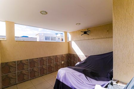Casa à venda com 120m², 2 quartos e 1 vaga Casa à venda com 120m², 2 quartos e 1 vagaTerraço