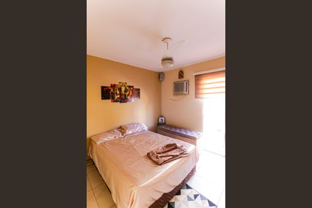 Casa à venda com 120m², 2 quartos e 1 vaga Casa à venda com 120m², 2 quartos e 1 vagaSuíte