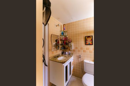 Casa à venda com 120m², 2 quartos e 1 vaga Casa à venda com 120m², 2 quartos e 1 vagaBanheiro da Suíte