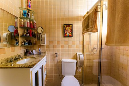 Casa à venda com 120m², 2 quartos e 1 vaga Casa à venda com 120m², 2 quartos e 1 vagaBanheiro da Suíte