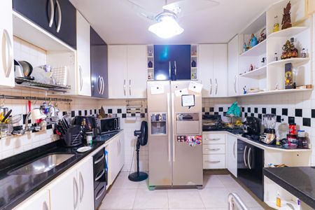 Casa à venda com 120m², 2 quartos e 1 vaga Casa à venda com 120m², 2 quartos e 1 vagaCozinha