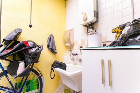 Casa à venda com 120m², 2 quartos e 1 vaga Casa à venda com 120m², 2 quartos e 1 vagaÁrea de Serviço