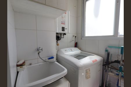 Apartamento à venda com 64m², 2 quartos e 1 vagaÁrea de Serviço