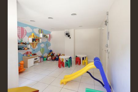 Apartamento à venda com 64m², 2 quartos e 1 vagaÁrea comum