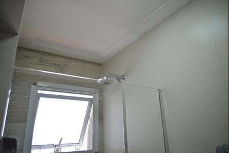 Apartamento à venda com 72m², 2 quartos e 2 vagasBanheiro da Suíte