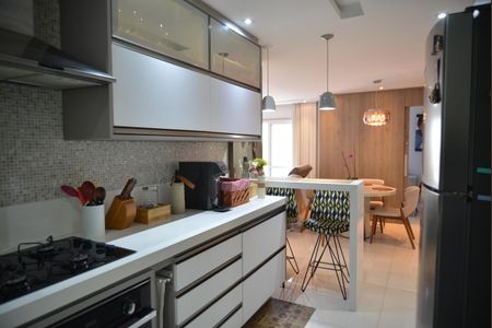 Apartamento à venda com 72m², 2 quartos e 2 vagasCozinha
