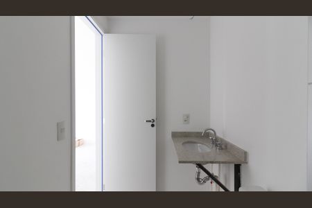 Apartamento à venda com 63m², 2 quartos e 1 vaga Apartamento à venda com 63m², 2 quartos e 1 vagaBanheiro Social